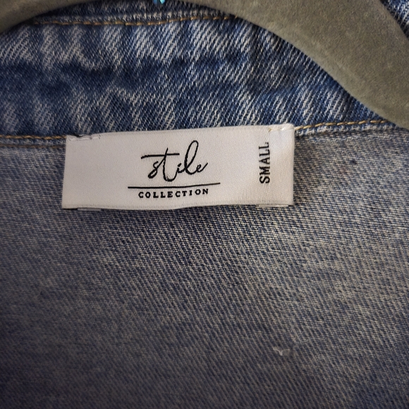 Embellished Denim Jacket - Picture 3 of 4